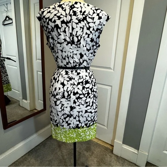 London Times Black White Green Square Neck belted floral leaves Sheath Dress 12 - Picture 6 of 11